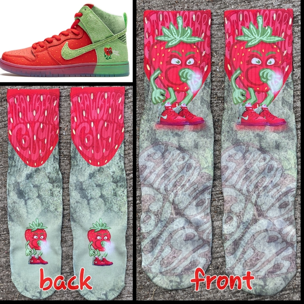 Strawberry Cough Dunks socks